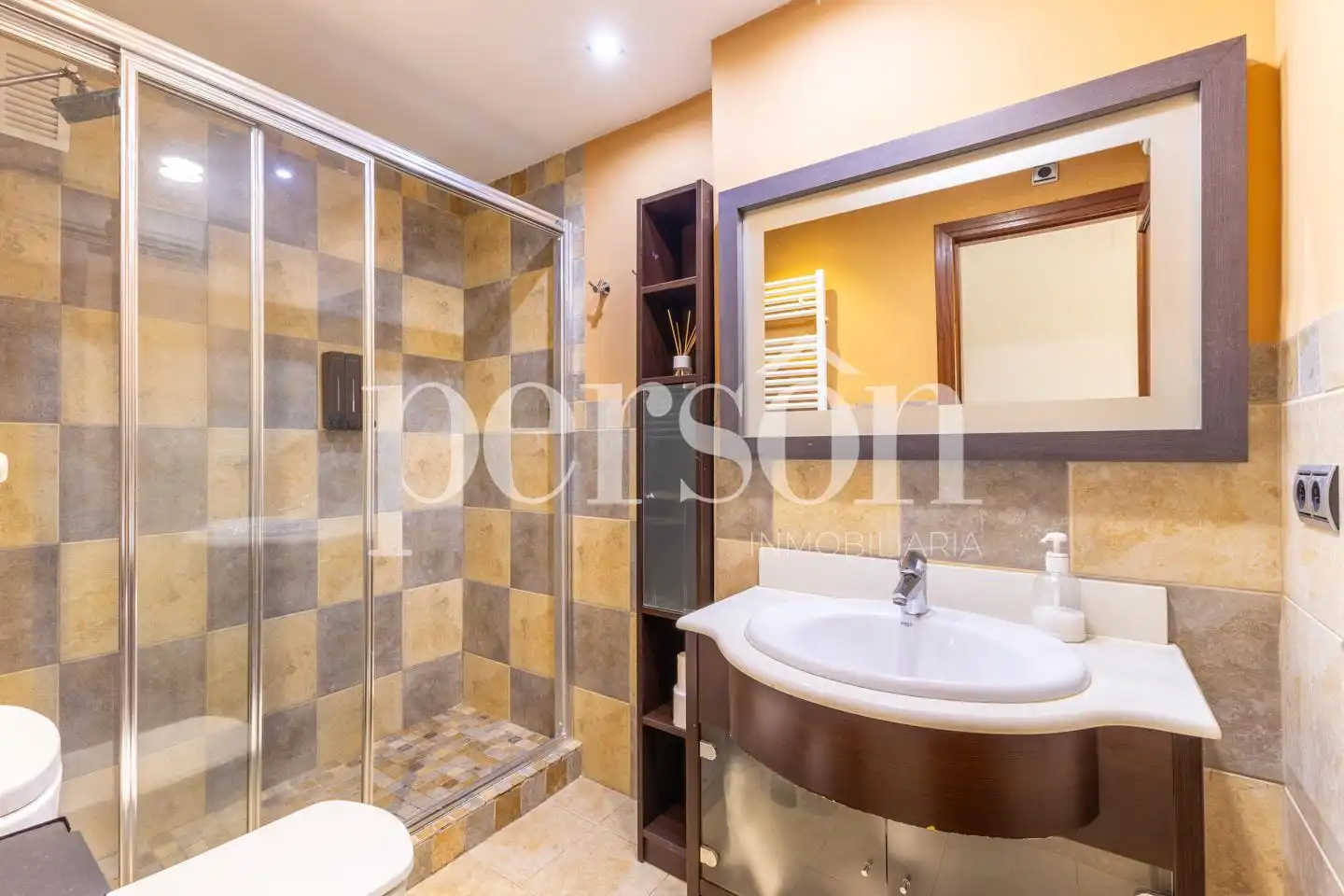 Baño de Piso de alquiler en Valencia con Aire acondicionado y Amueblado