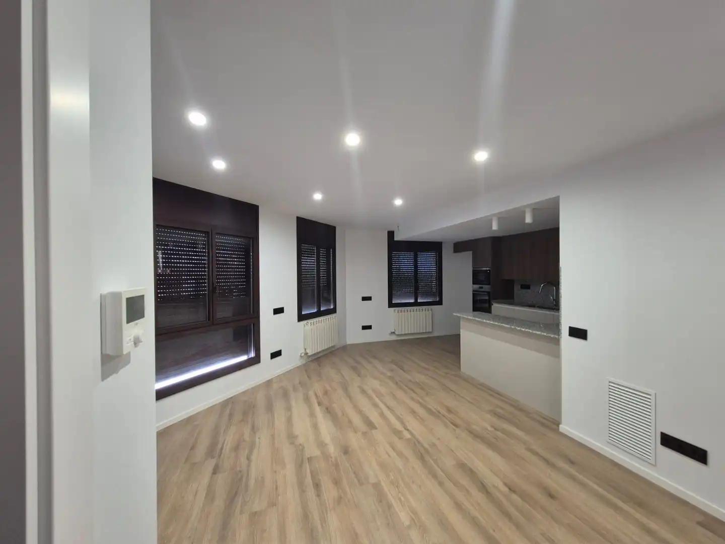 Kitchen of Flat for rent in Santpedor  with Air Conditioner, Heating and Oven
