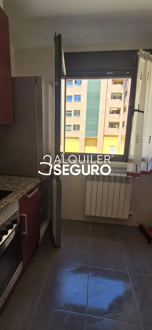 Pis de lloguer en Oviedo  amb Calefacció i Moblat