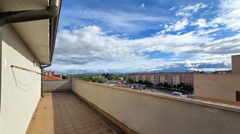 Foto 2 de Piso en venta en Monasterio de la Oliva, Griseras - Gardachales, Tudela
