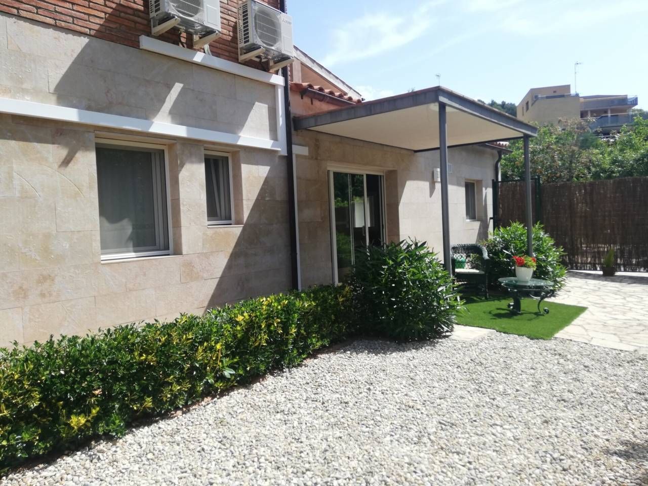 Garden of House or chalet to rent in Matadepera  with Air Conditioner, Heating and Private garden