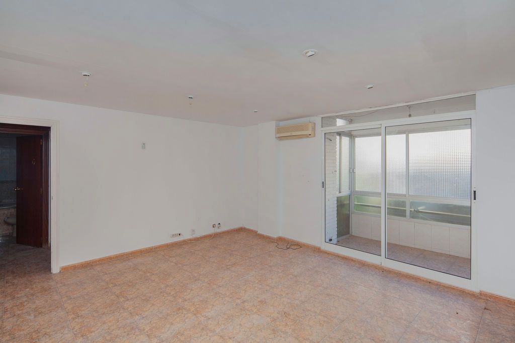 Bedroom of Flat for sale in Viladecans