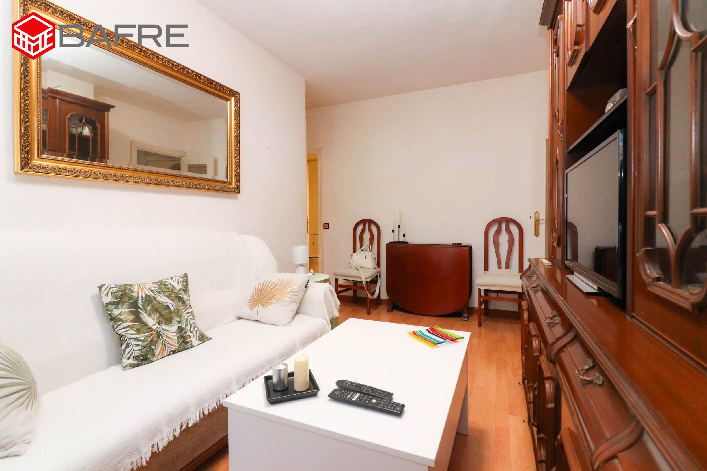 Living room of Flat for sale in  Madrid Capital  with Air Conditioner, Heating and Terrace