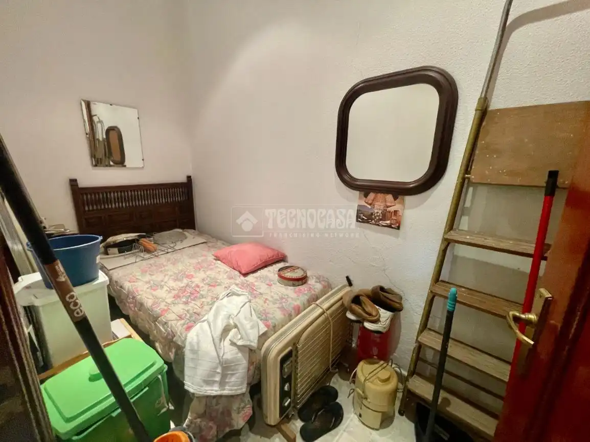 Dormitori de Pis en venda en Madrid