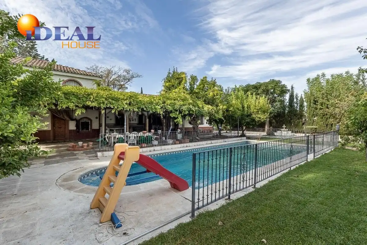 Casa con piscina en venta en Ogíjares, imagen 4