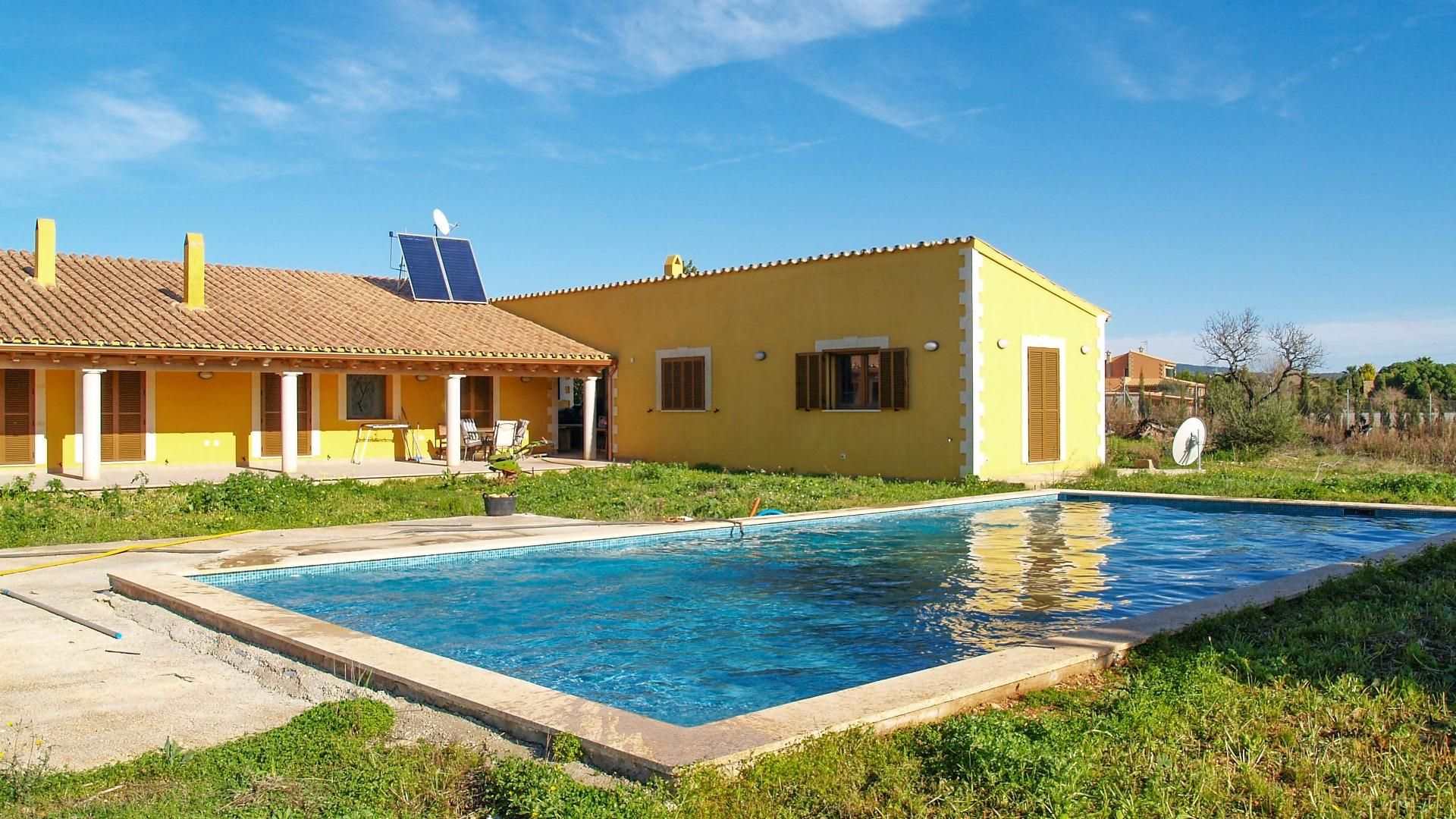 Vista exterior de Finca rústica en venda en  Palma de Mallorca amb Aire condicionat, Calefacció i Jardí privat