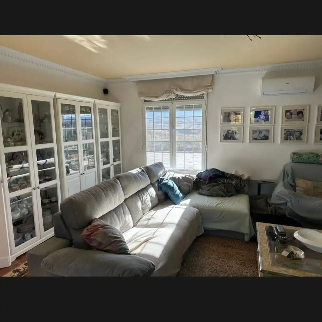 Sala d'estar de Casa o xalet en venda en Huércanos amb Aire condicionat, Calefacció i Terrassa