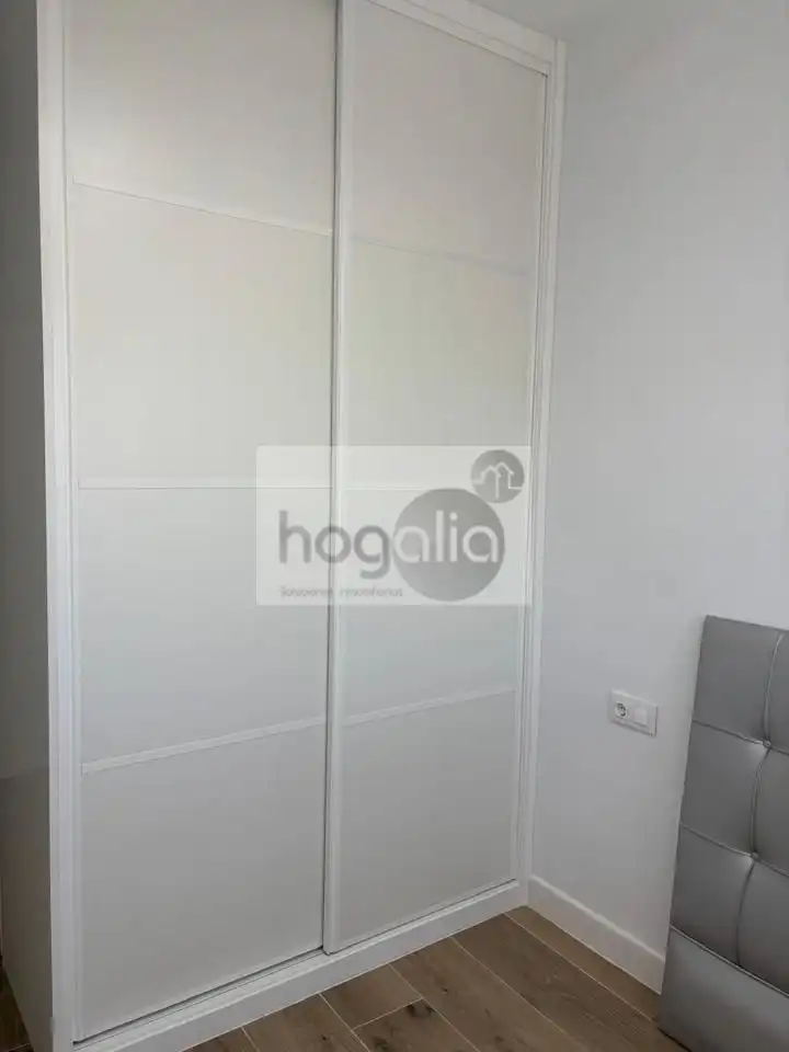 Ground floor for rent in Triana Casco Antiguo