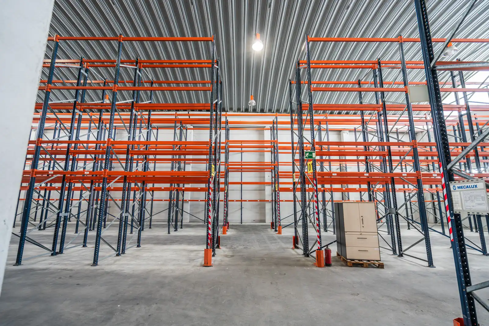 Industrial buildings for sale in Colmenar Viejo  with Heating