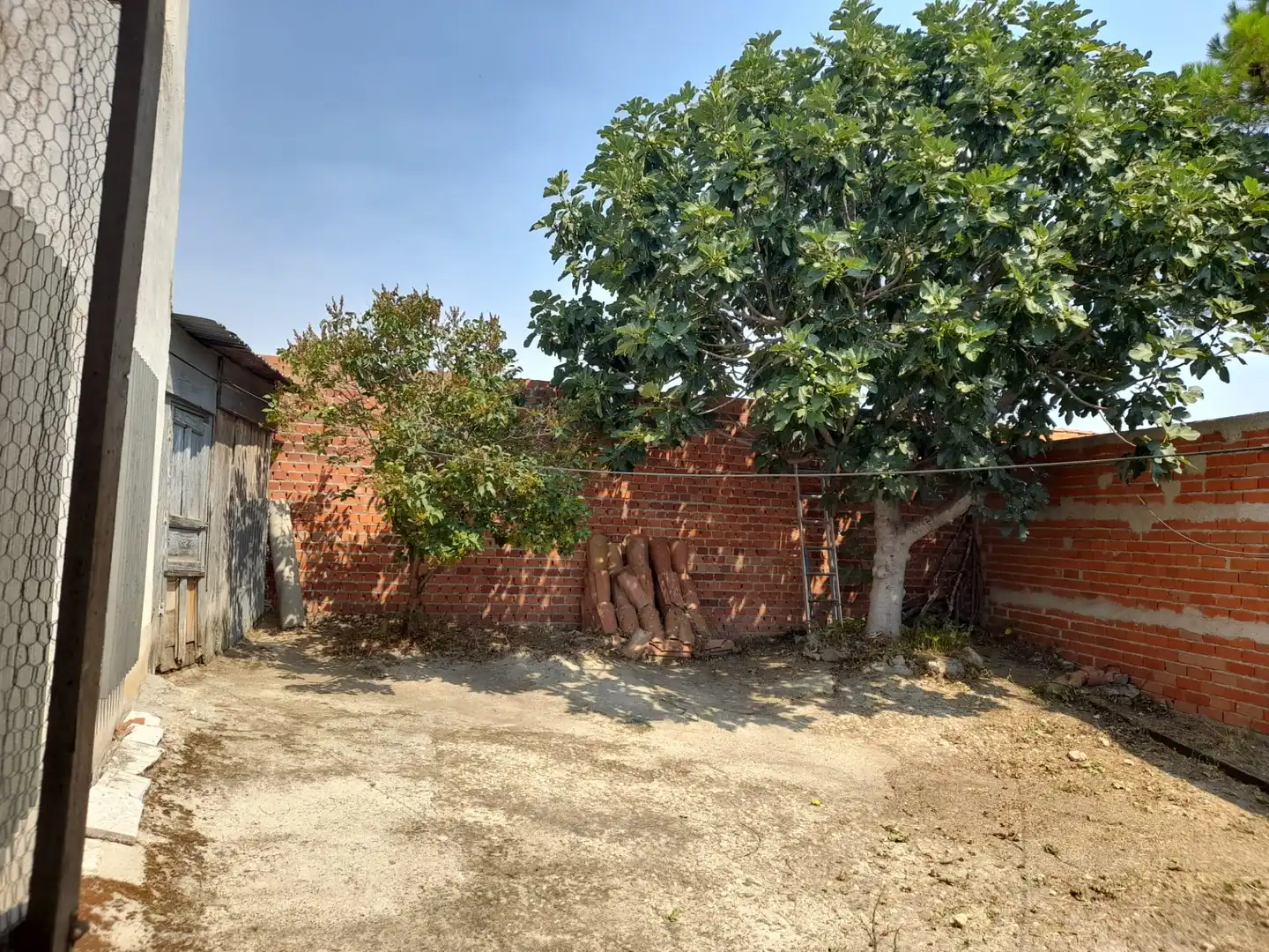 Detached homes for sale in Calle Castilblanco, Muñogrande