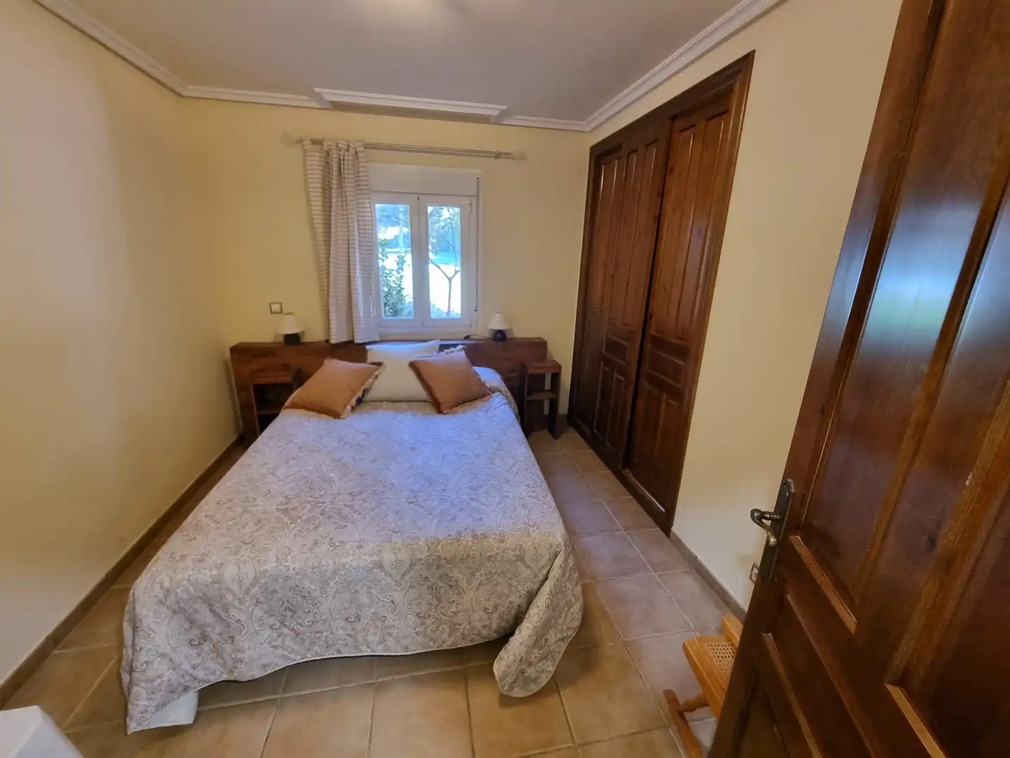 Bedroom of Houses for sale in Laguna de Duero  with Terrace, Storage room and Swimming Pool