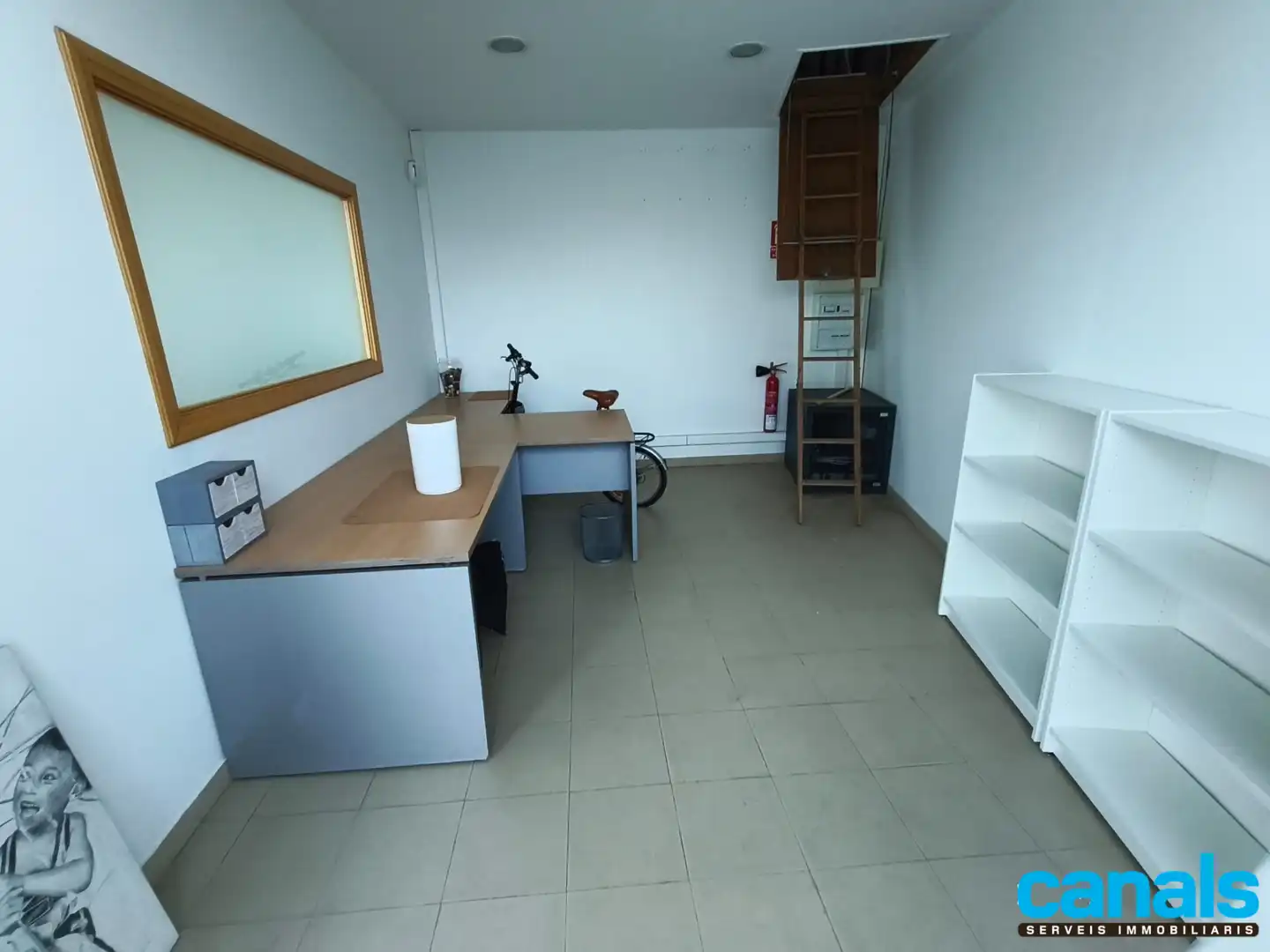 Commercial properties for rent in Ripollet  with Air Conditioner, Heating and Furnished