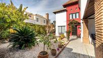 Jardí de Casa o xalet en venda en Otura amb Aire condicionat, Terrassa i Piscina