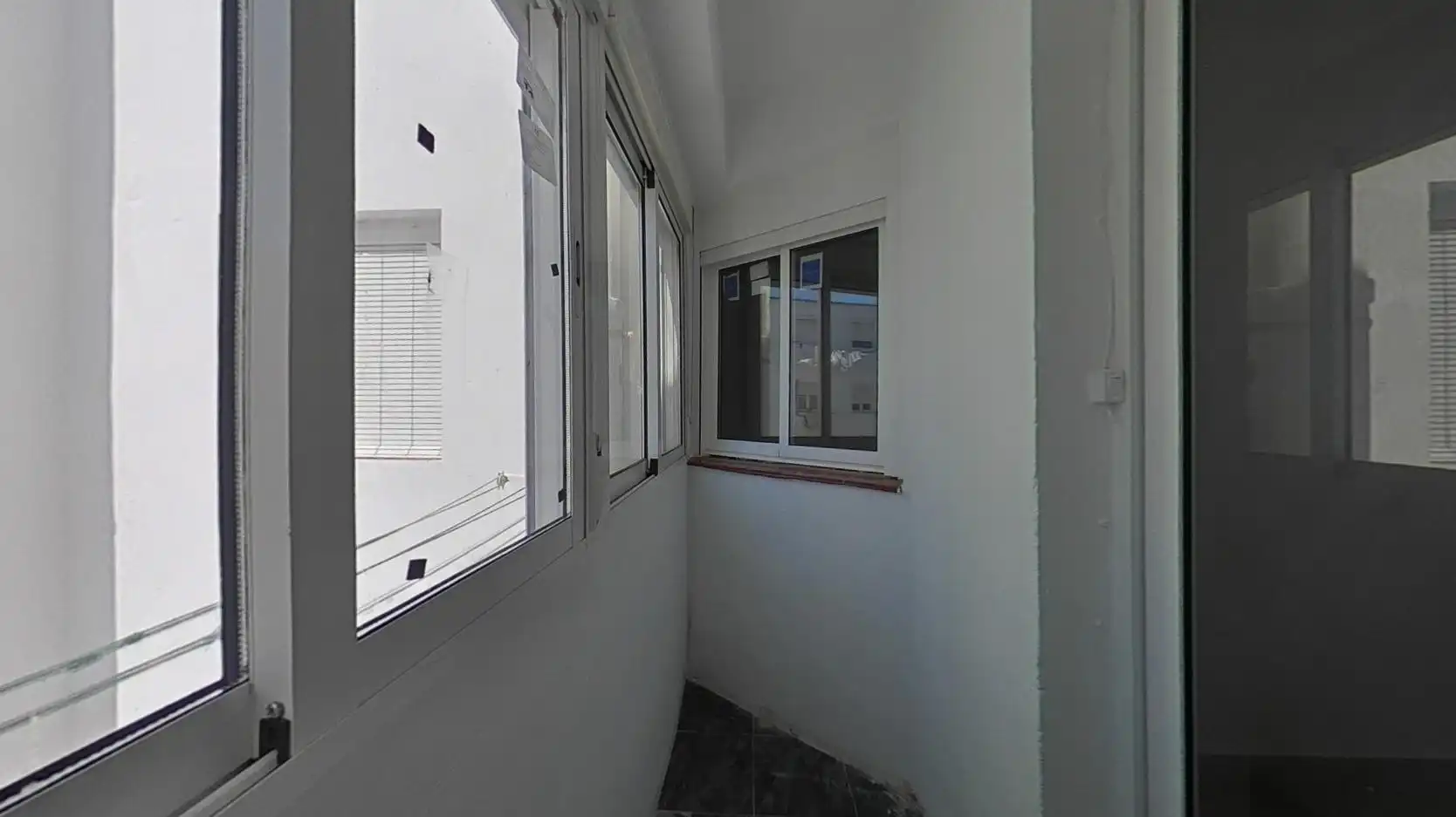 Terraza de Piso en venta en Zaragoza con Calefacción, Horno y Balcón
