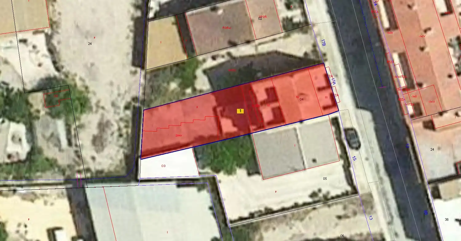 Edificio en venta en Deltebre