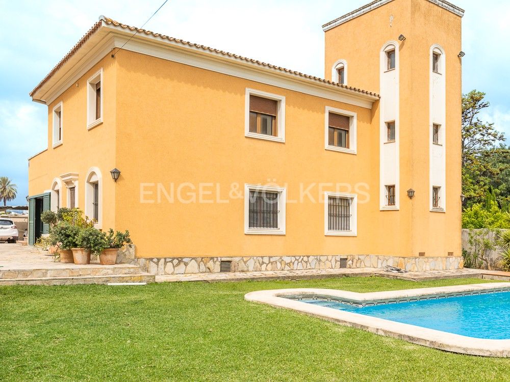 Vista exterior de Casa o xalet en venda en Ondara amb Aire condicionat, Calefacció i Terrassa