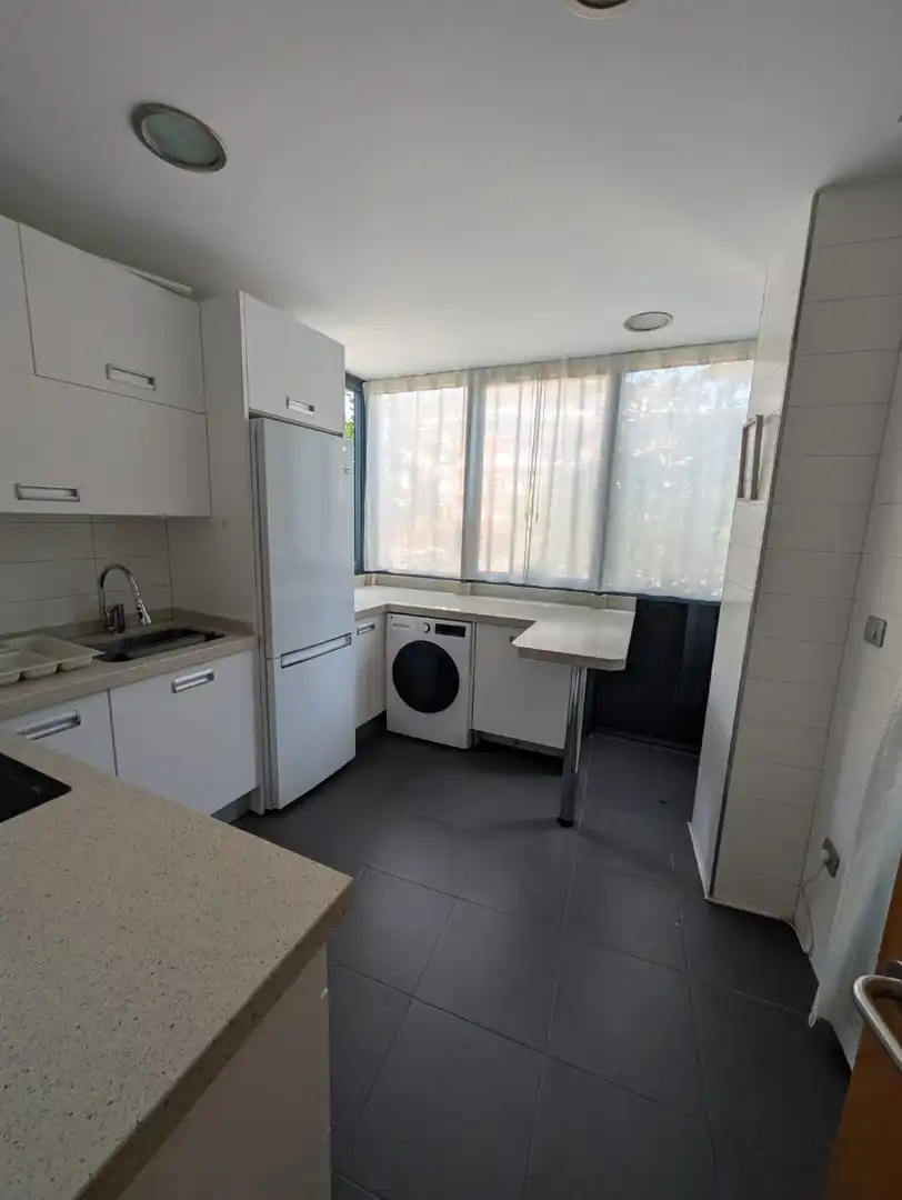 Cocina de Piso en venta en Santander con Calefacción, Terraza y Trastero