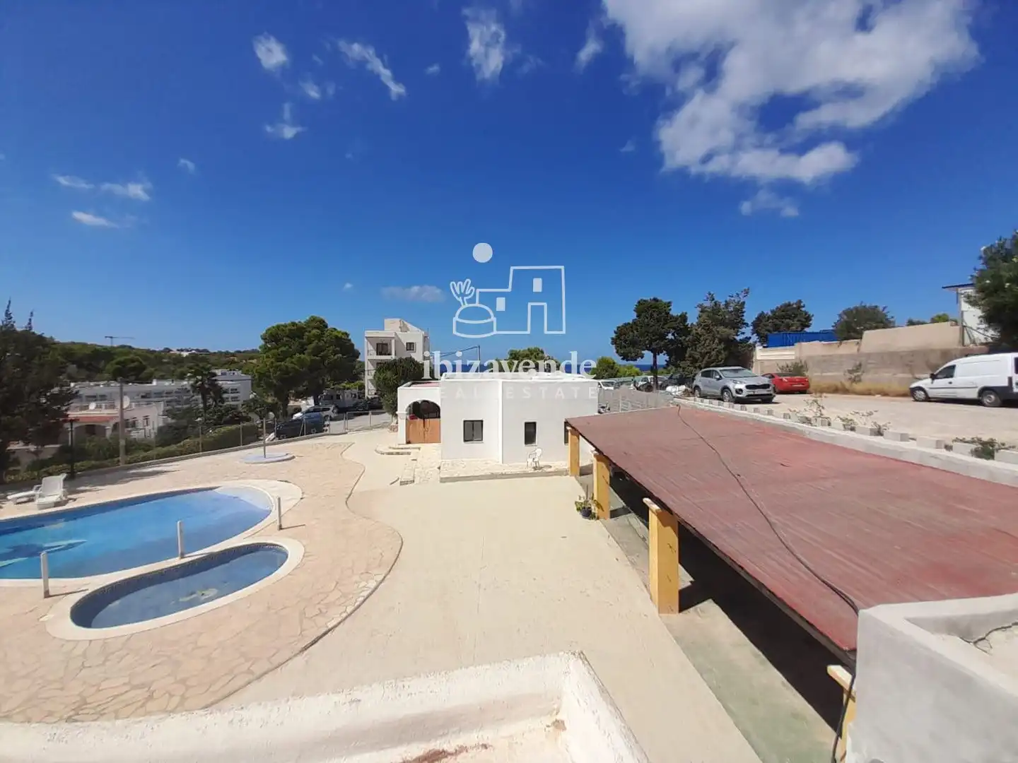 Außenansicht von Wohnung zur Miete in Sant Joan de Labritja mit Klimaanlage, Terrasse und Schwimmbad