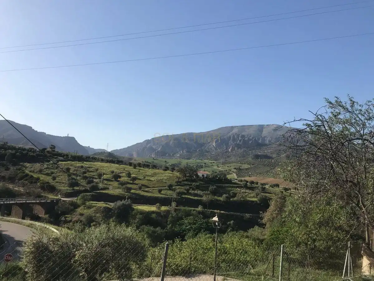 Vista exterior de Casa o xalet en venda en Álora amb Calefacció, Terrassa i Traster