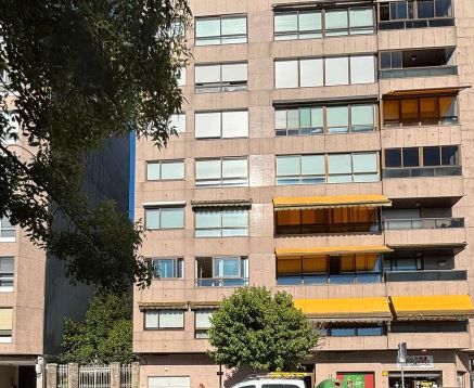 Vista exterior de Pis en venda en Vilagarcía de Arousa