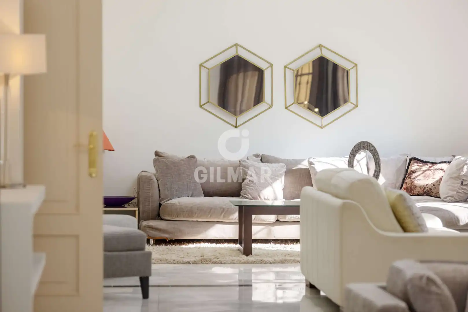 Sala de estar de Casa o chalet en venta en Estepona con Calefacción, Jardín privado y Piscina