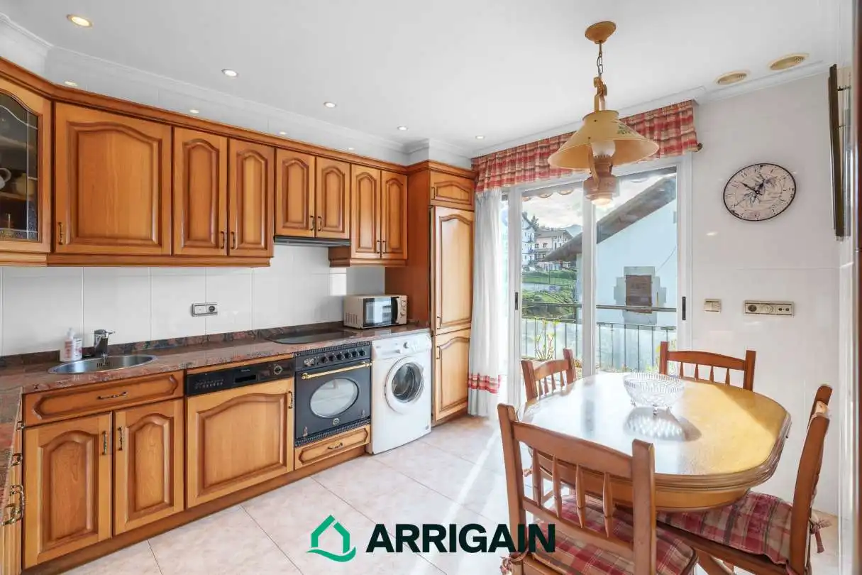 Kitchen of Flat for sale in Andoain  with Air Conditioner, Heating and Terrace