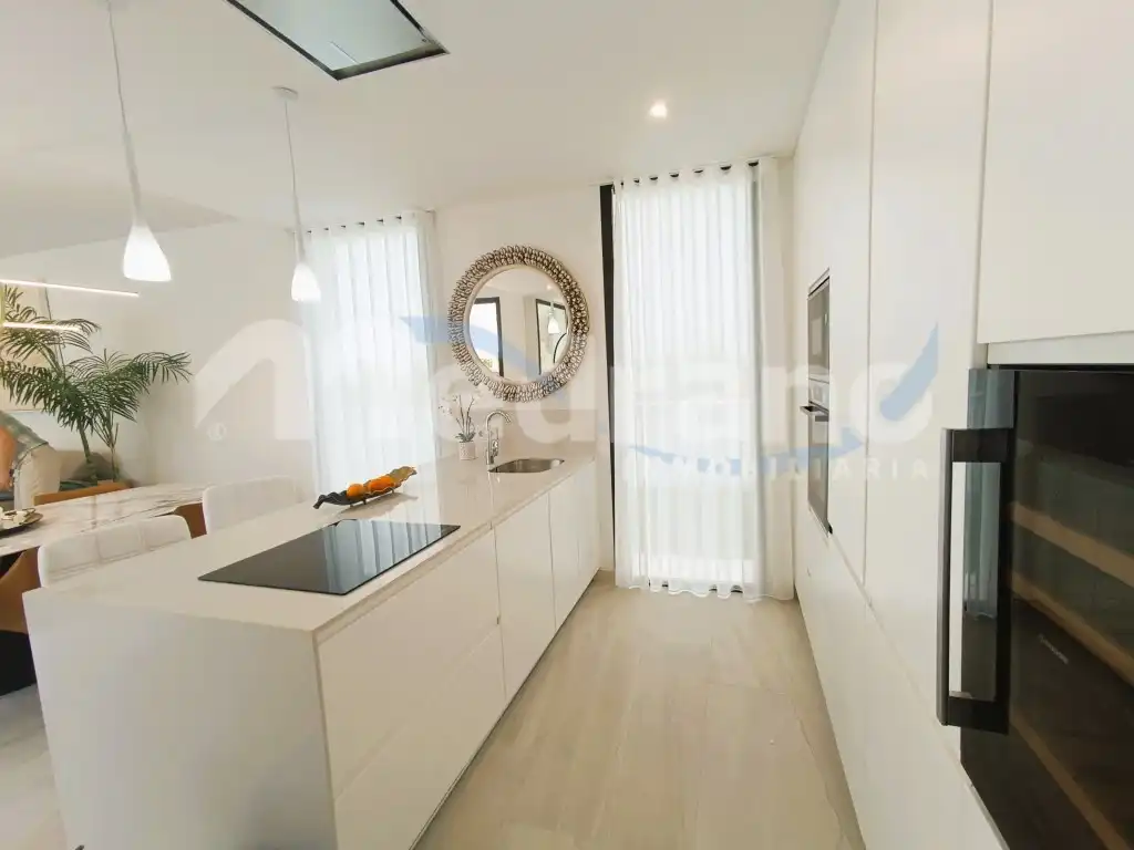 Haus mit Pool zum Verkauf in Calle Praga, imagen 3