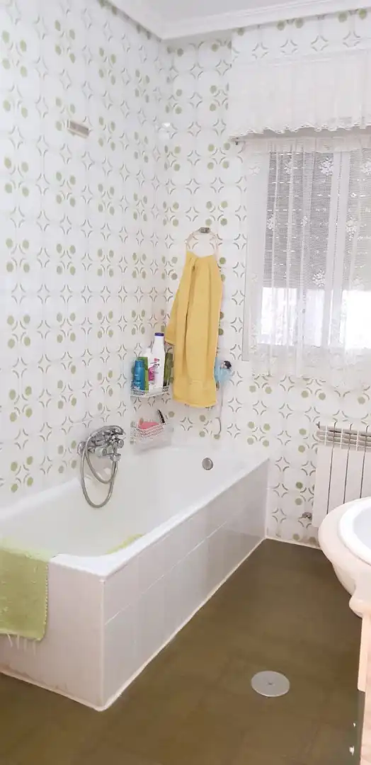 Bany de Casa o xalet en venda en Albacete amb Calefacció i Balcó