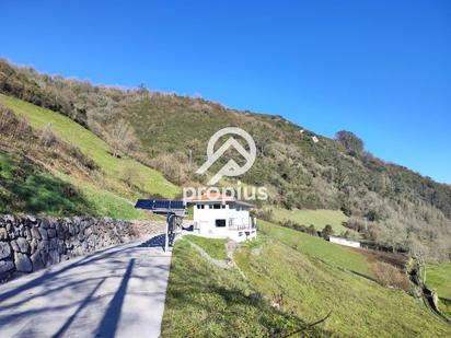 House or chalet for sale in San Andres, San Claudio - Trubia - Las Caldas