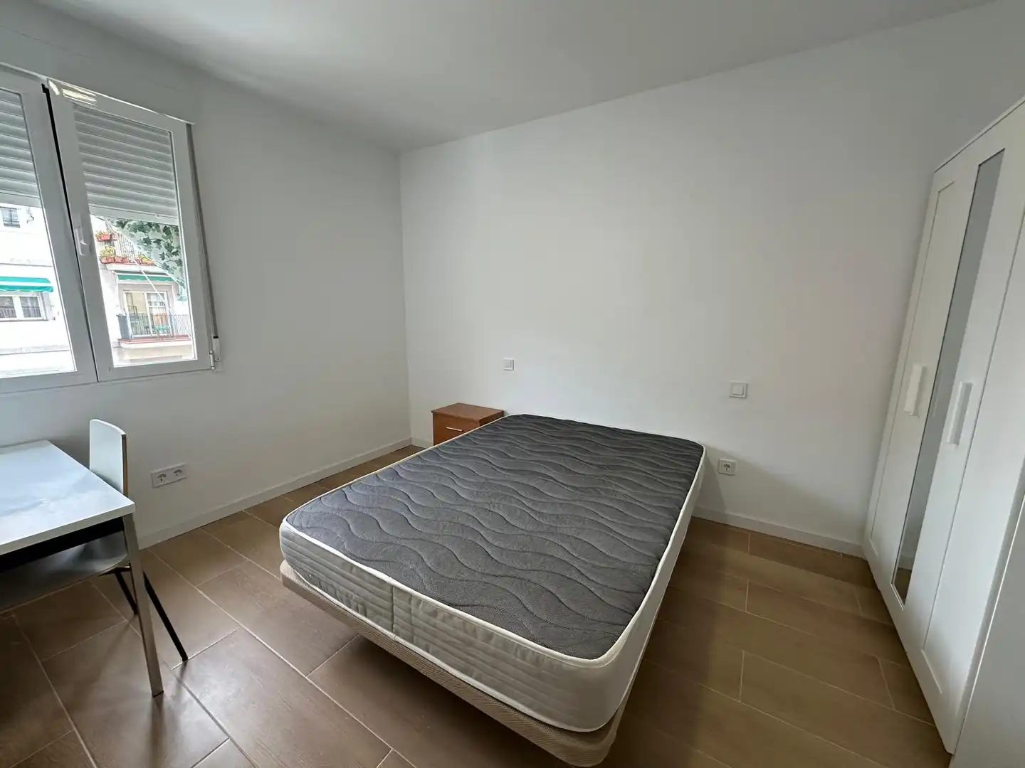 Bedroom of Flat for rent in Madrid  with Air Conditioner, Heating and Furnished