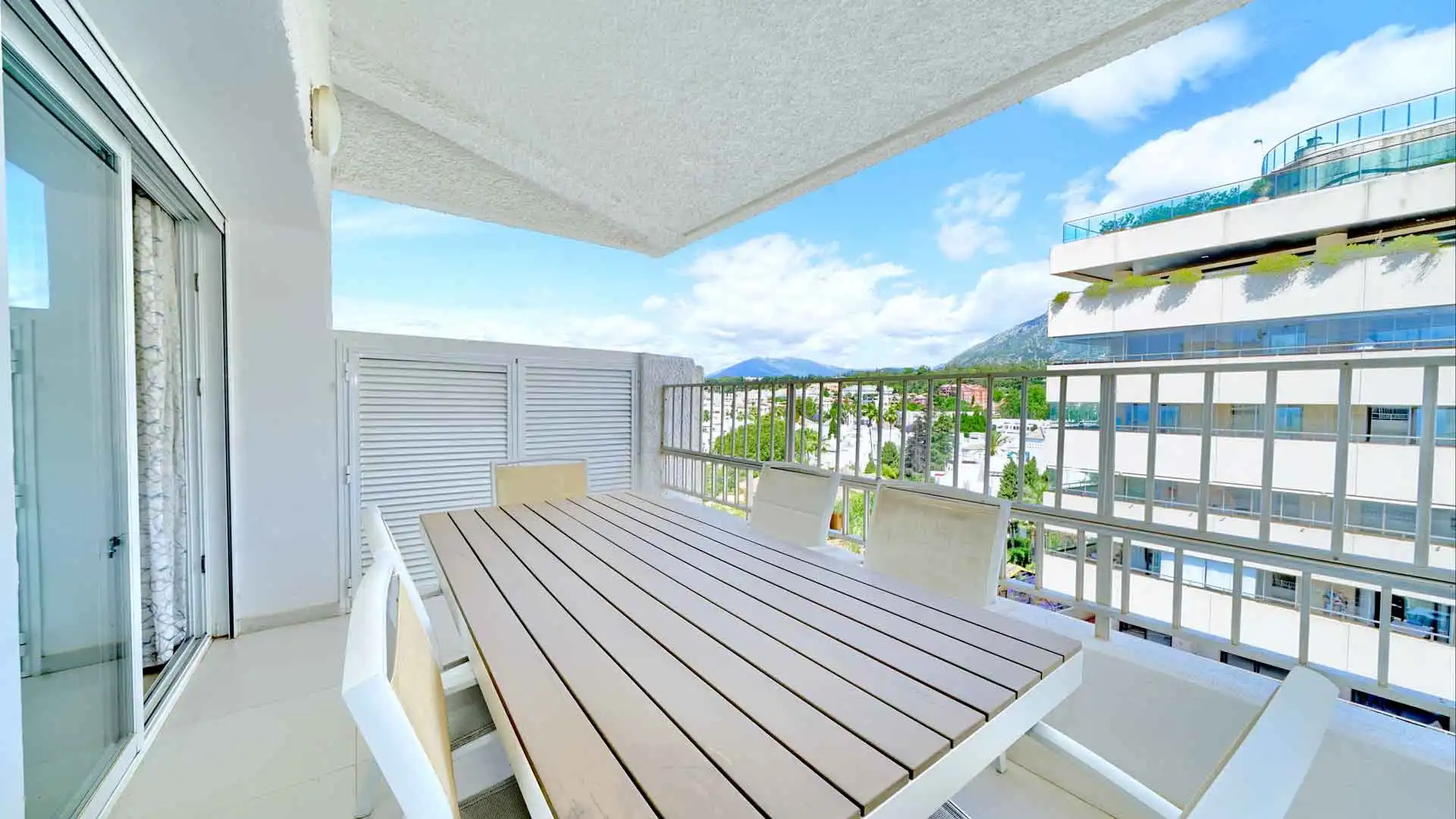 Terraza de Ático en venta en Marbella con Aire acondicionado, Terraza y Piscina