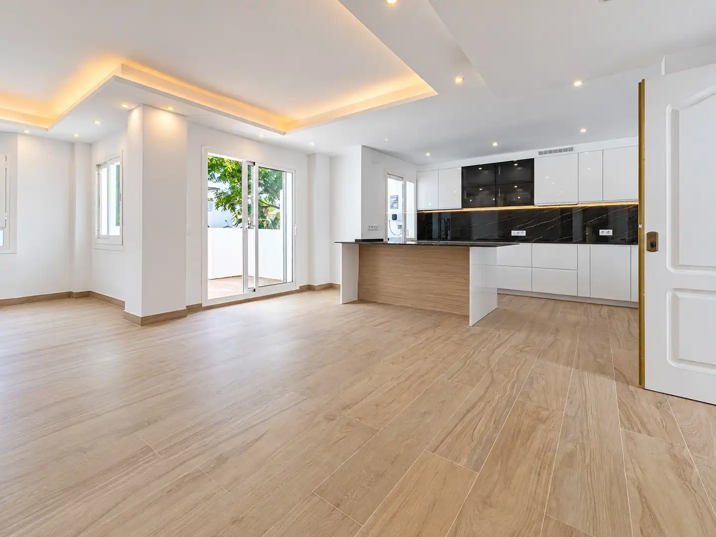 Sala d'estar de Apartament de lloguer en Nueva Andalucía