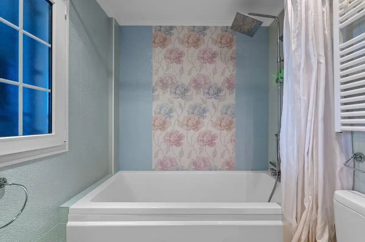 Bany de Apartament en venda en Orihuela amb Aire condicionat, Jardí privat i Terrassa