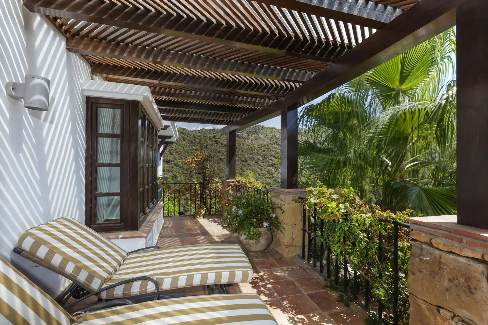 Terraza de Casa o chalet en venta en Igualeja con Aire acondicionado, Jardín privado y Piscina