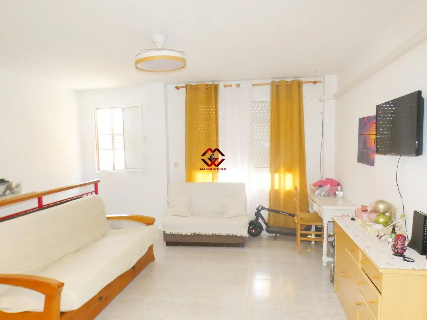 Sala d'estar de Pis en venda en Mazarrón amb Aire condicionat i Moblat