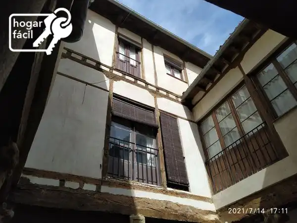 Inmuebles singulares en venta en Calle Escuderos 12, imagen 4
