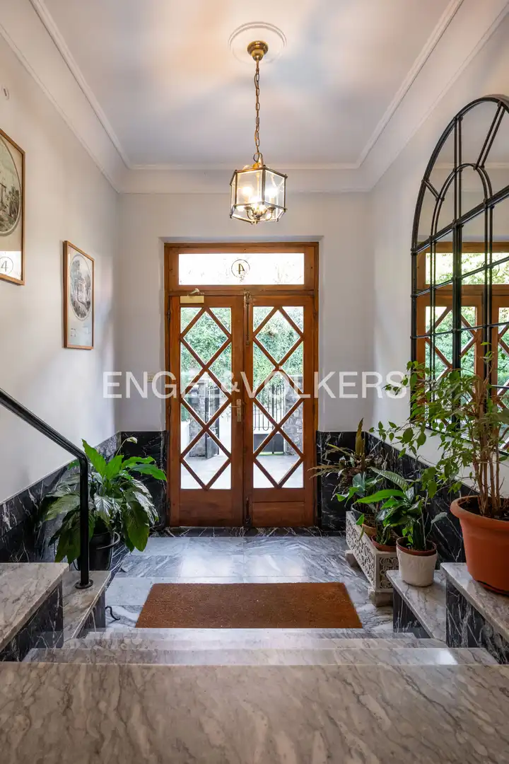 Duplexes for sale in Jauregi Kalea, Antiguo