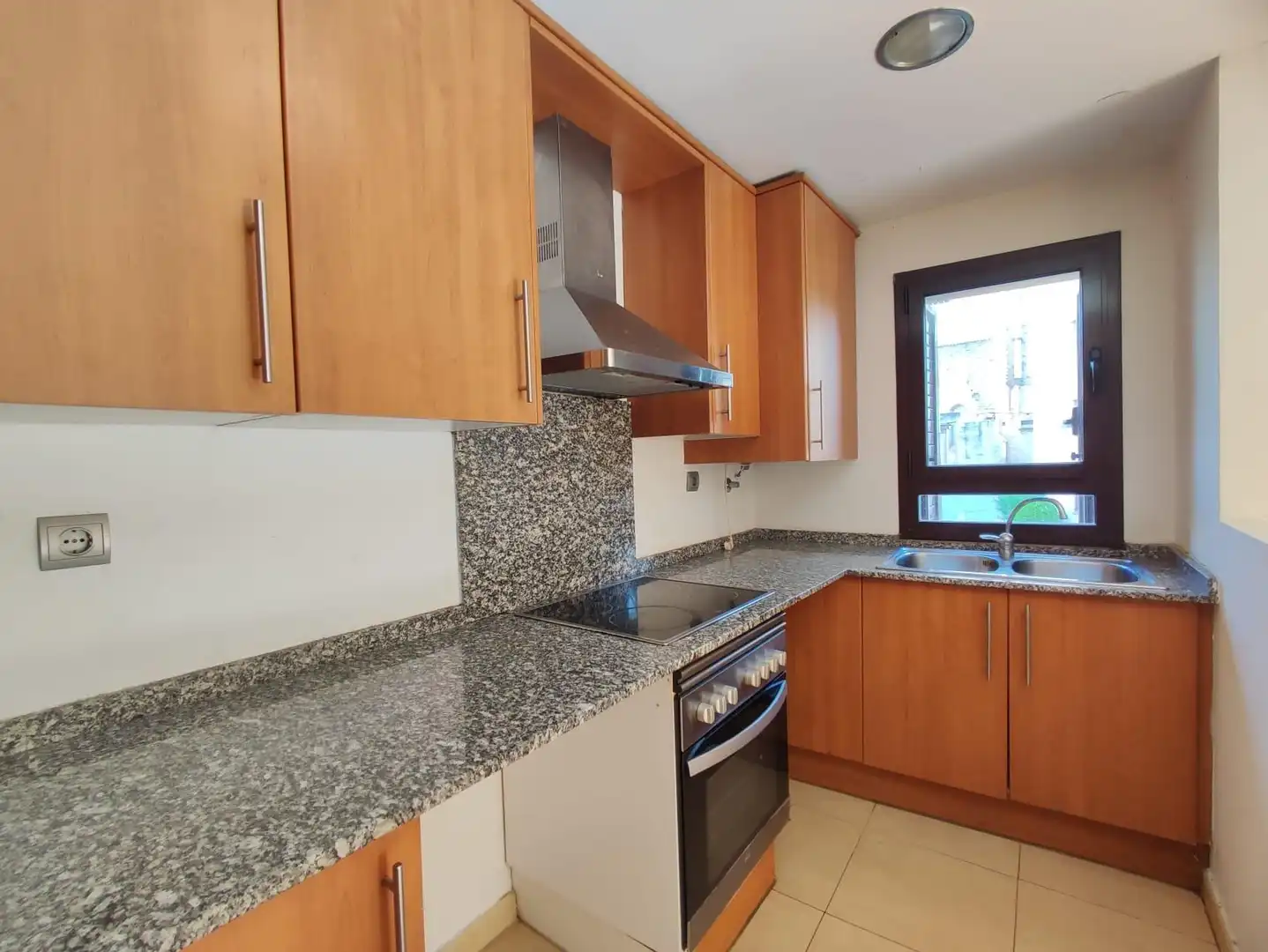 Kitchen of Flat for sale in Manresa  with Heating and Parquet flooring