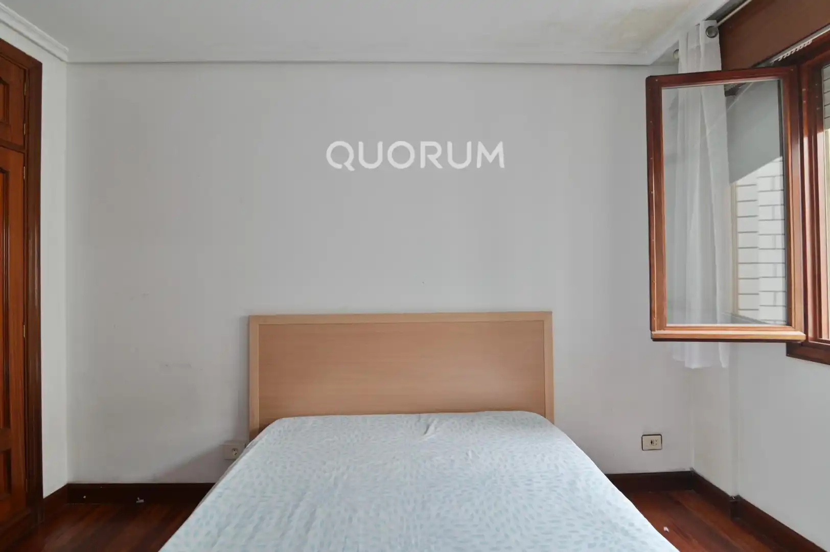 Habitación de Piso en venta en Bilbao  con Calefacción, Terraza y Trastero