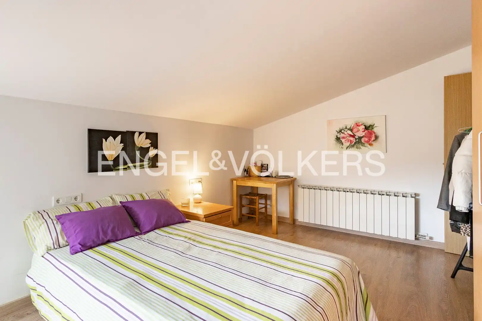Habitación de Dúplex en venta en Terrassa con Aire acondicionado, Calefacción y Parquet