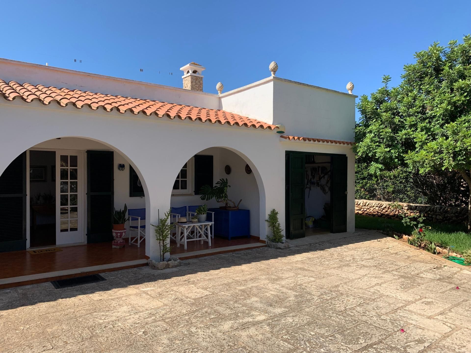 Vista exterior de Casa o xalet en venda en Ciutadella de Menorca amb Calefacció i Terrassa
