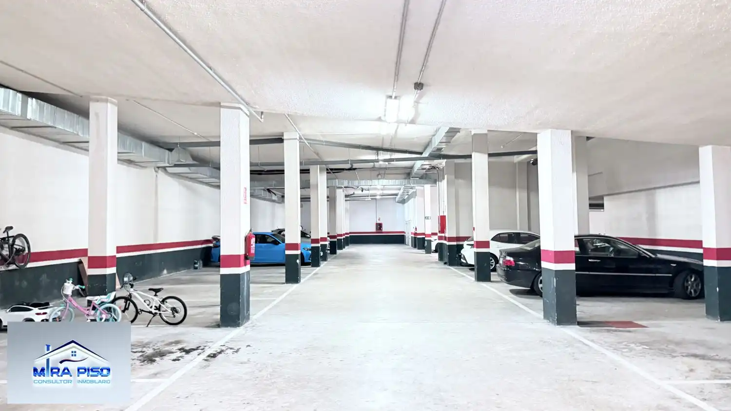 Parking de Ático en venta en Entrambasaguas con Calefacción, Parquet y Terraza