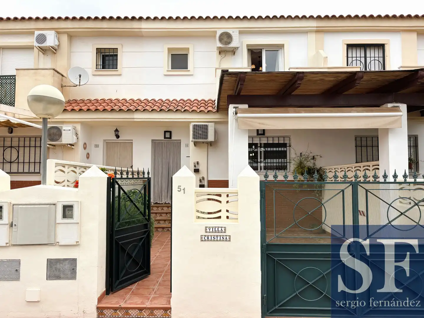 Vista exterior de Casa adosada en venda en Vélez-Málaga