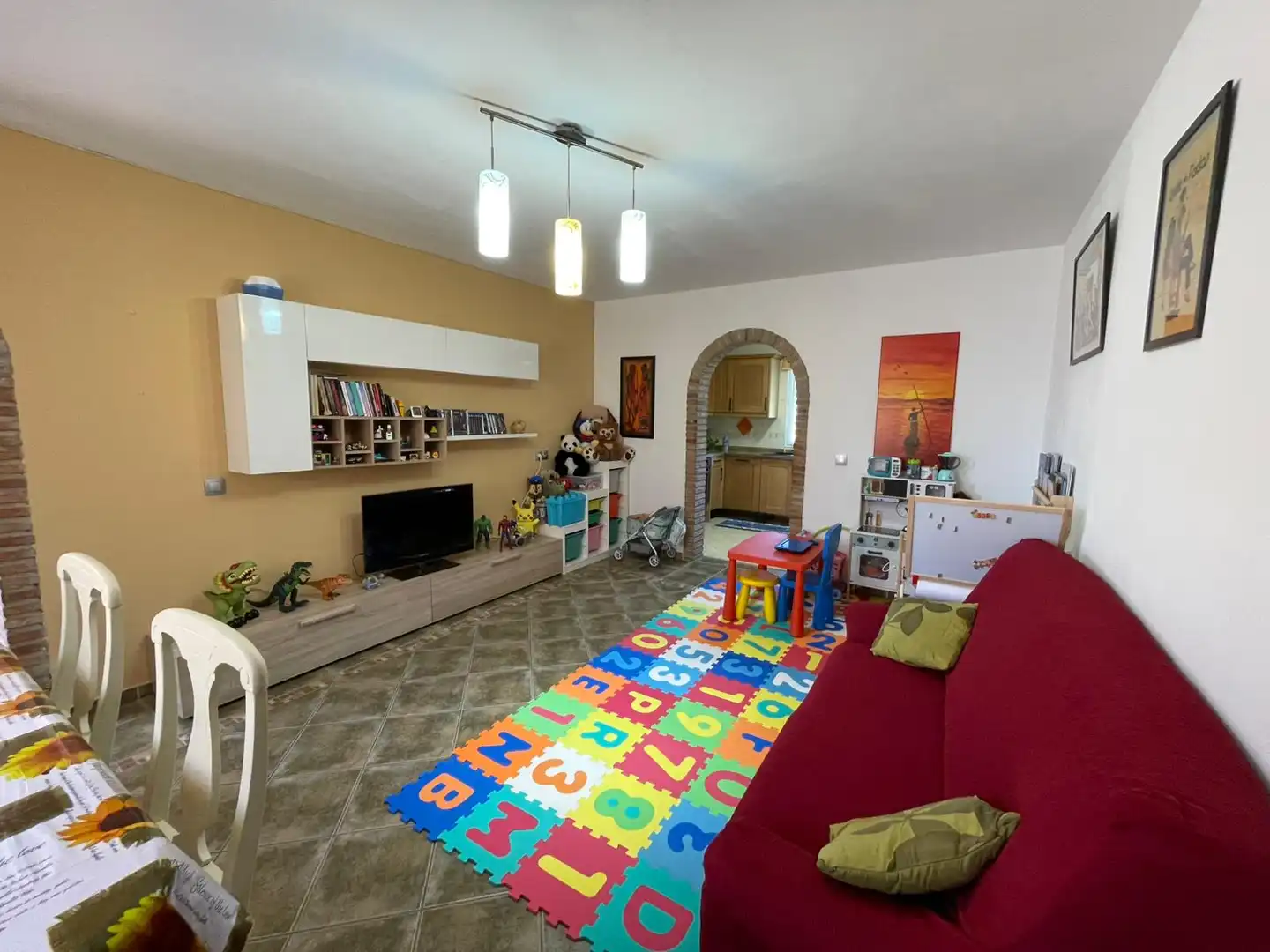 Sala d'estar de Finca rústica en venda en Cártama amb Aire condicionat, Jardí privat i Terrassa
