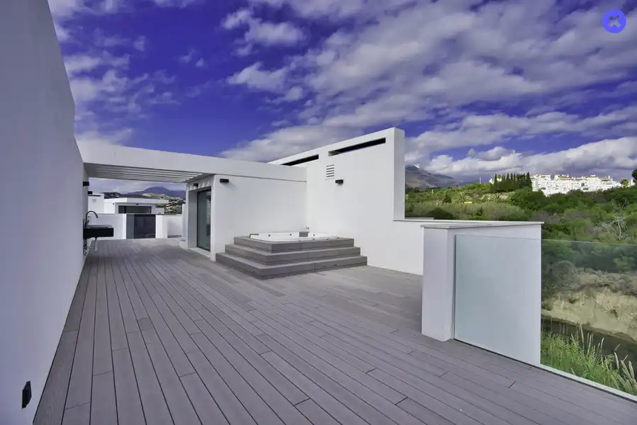 Terraza de Casa adosada de alquiler en Estepona con Aire acondicionado, Jardín privado y Terraza