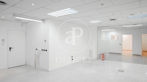 Photo 3 of Office to rent in Carrer de Balmes, El Putget i el Farró, Barcelona