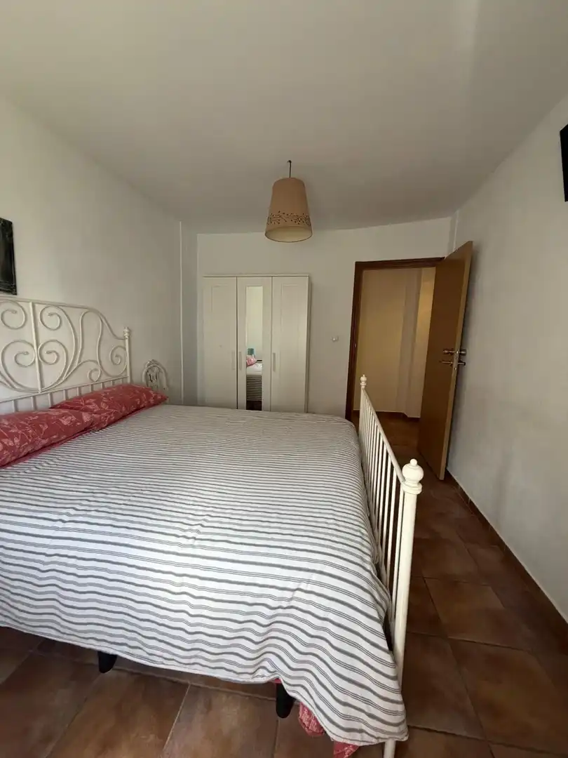 Habitación de Piso para compartir en San Cristóbal de la Laguna con Amueblado