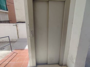 Pis amb ascensor en venda a Calle de Santa Florencia