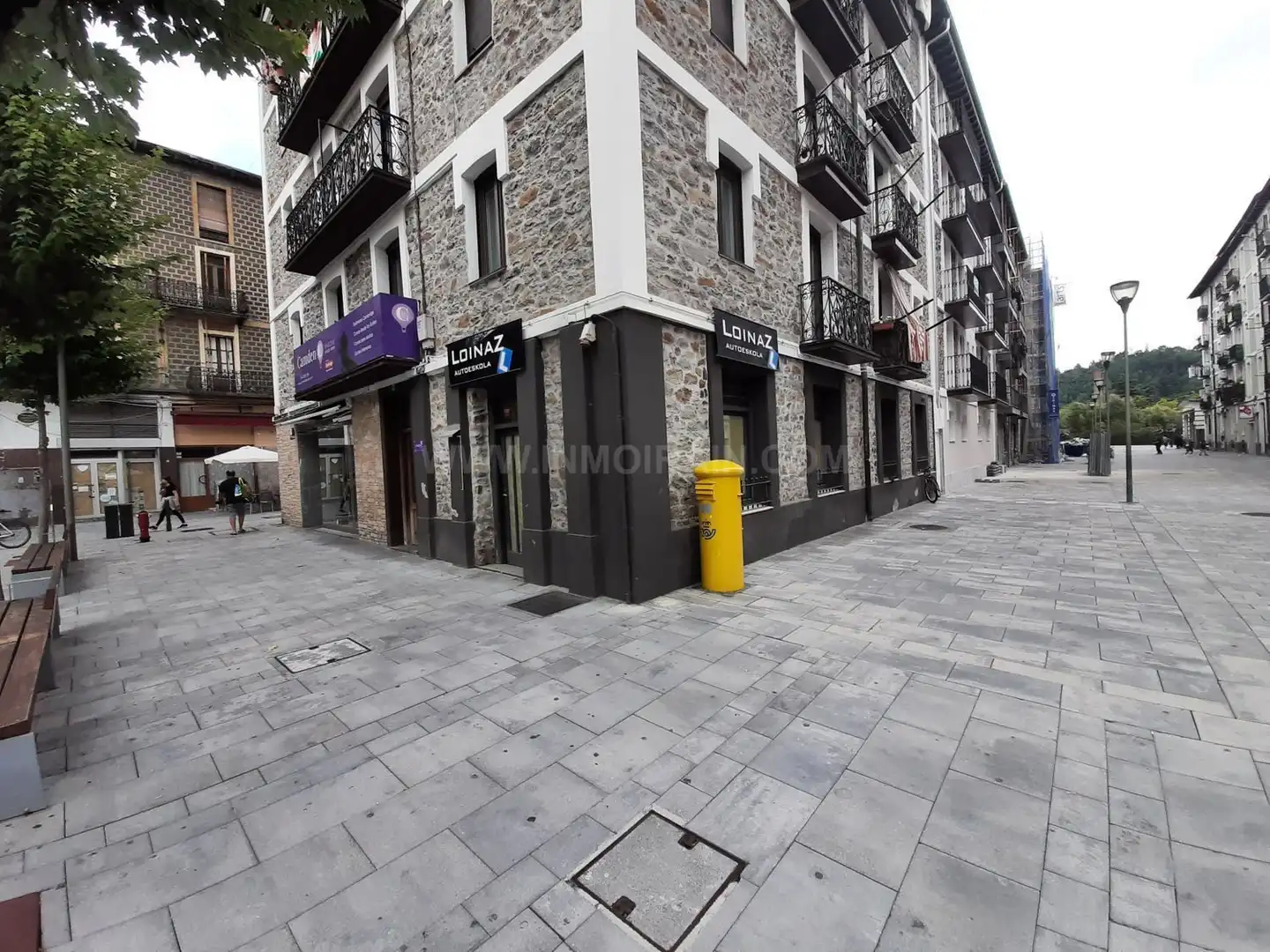 Locale commerciale in affitto a Beasain