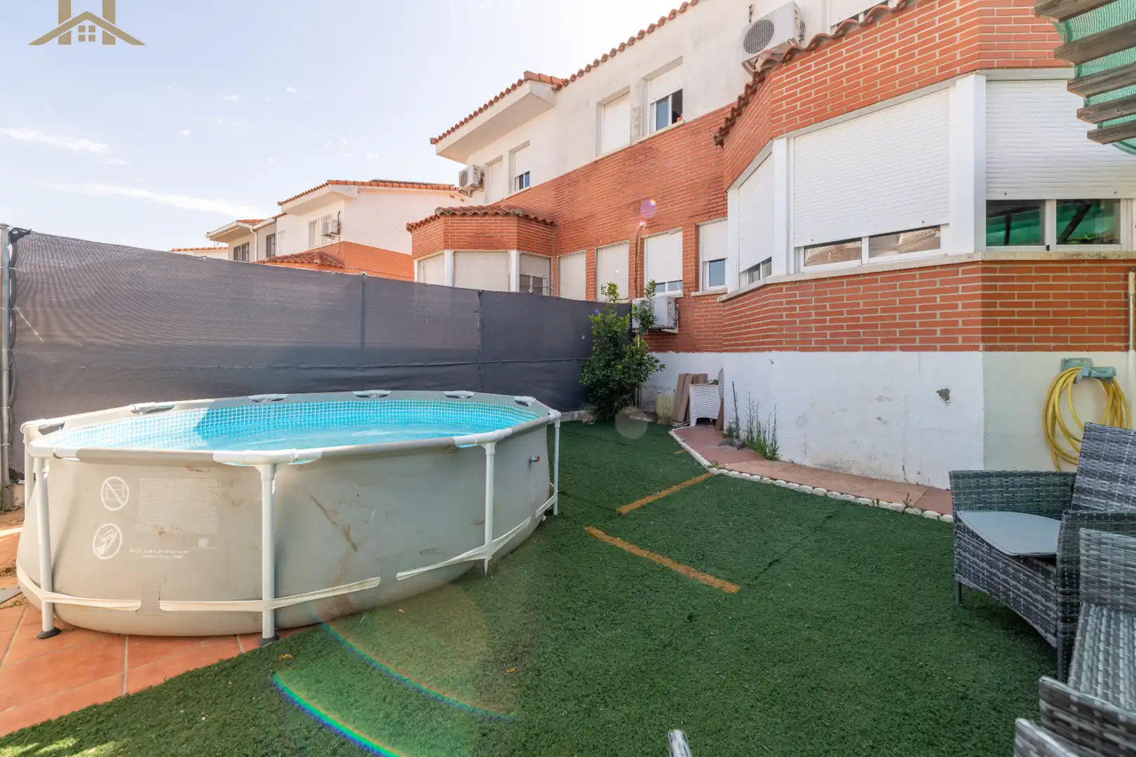 Piscina de Casa adosada en venda en Seseña amb Aire condicionat, Calefacció i Jardí privat